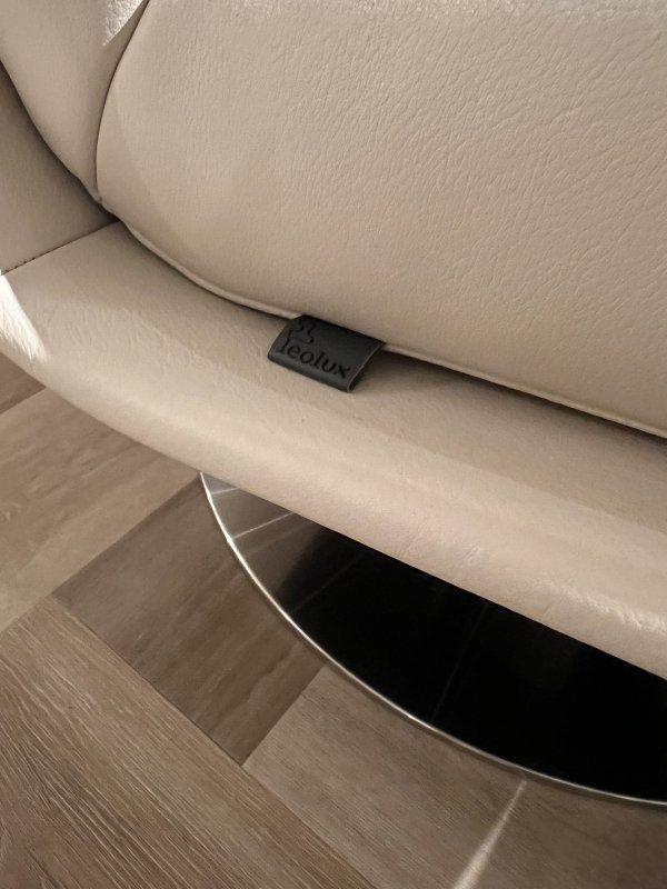 Kudo fauteuil + poef Leolux - Afbeelding 3