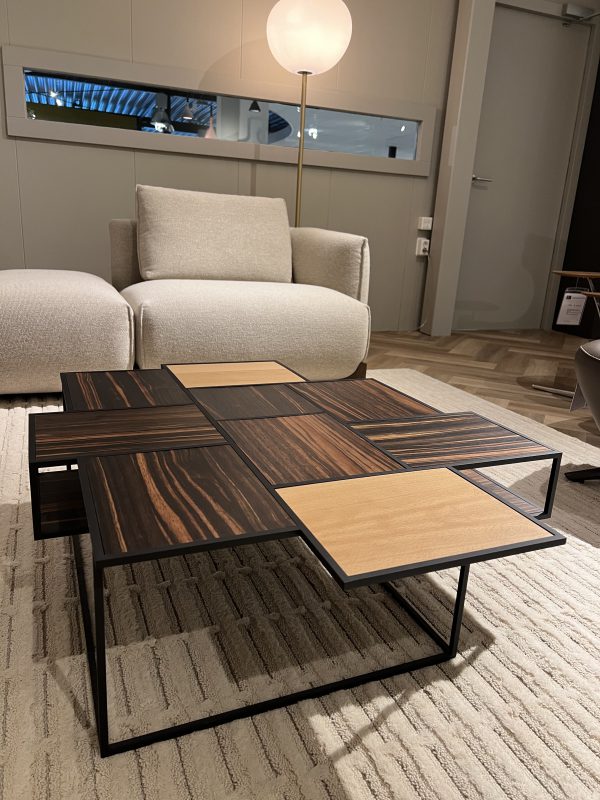 Vanity salontafel, Linteloo